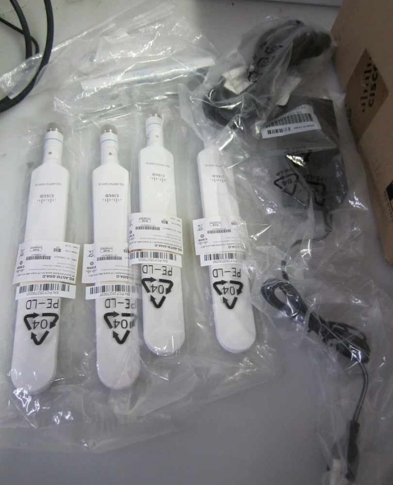 Cisco Catalyst CG418-E WIRELESS ROUTER OPEN BOX