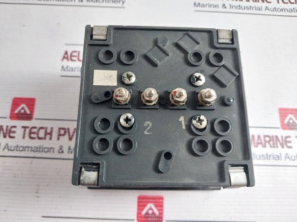 Analog Frequency Meter 57-60-63 HZ 100V