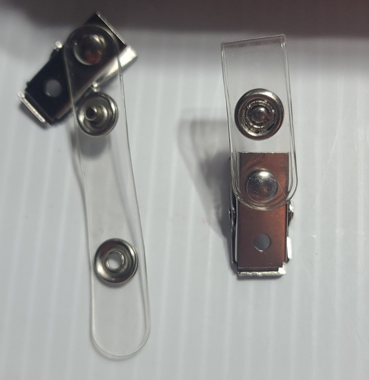 75 ID badge clips with strap skull# 1122897