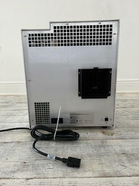 IDEXX Catalyst DX Vet Blood Analyzer