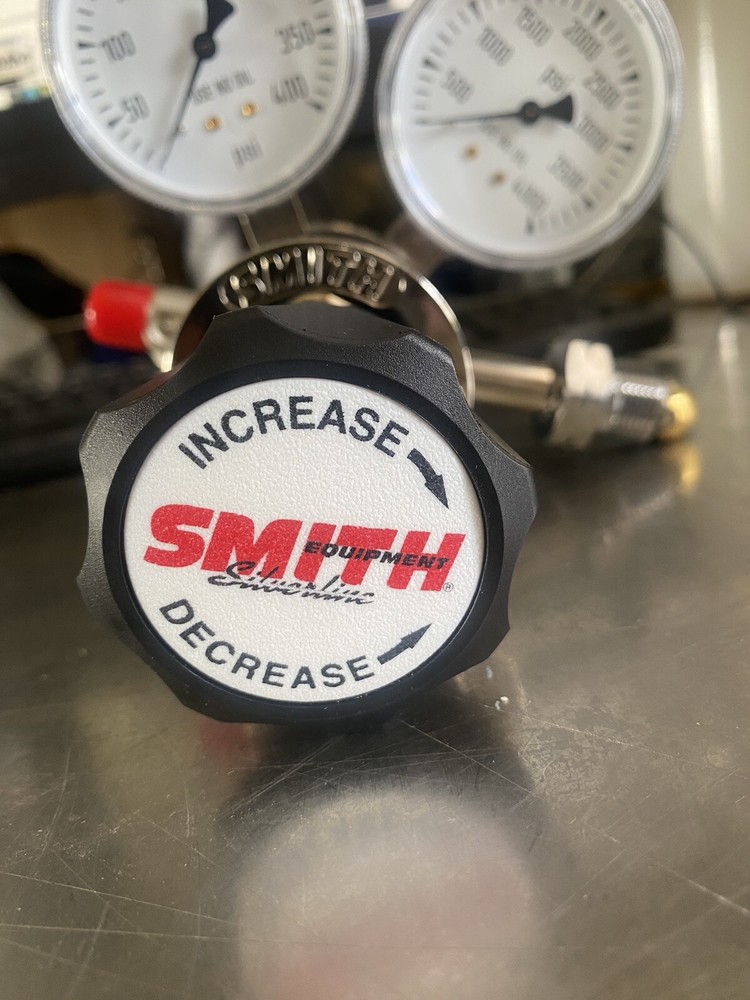smith general purpose two stage regulator