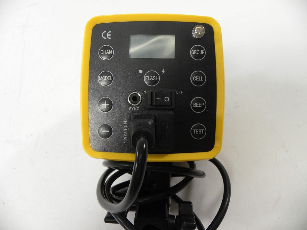 Interfit Honey Badger 320 Strobe Light