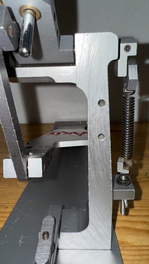 Axis Single Bass Drum Pedal