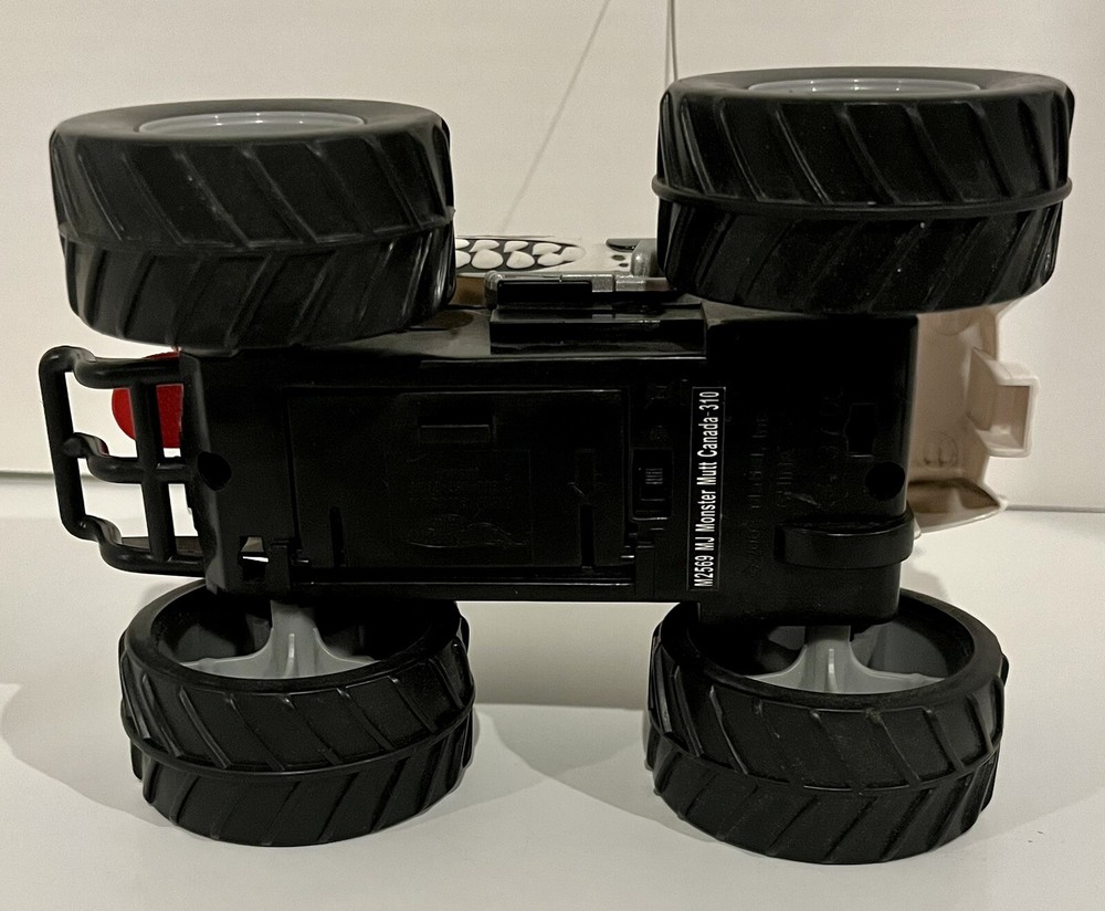 2003 Mattel 27MHz Monster Mutt Remote Control