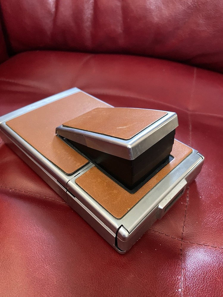 Polaroid SX-70 Camera