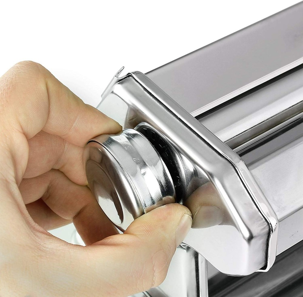 Versatile Manual Pasta Maker Machine - Create Spaghetti, Fettuccini & Lasagna