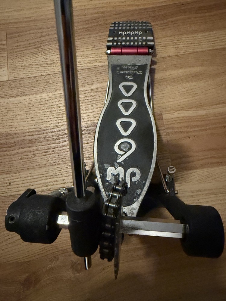 DW 6000 Accelerator Single Bass Drum Pedal