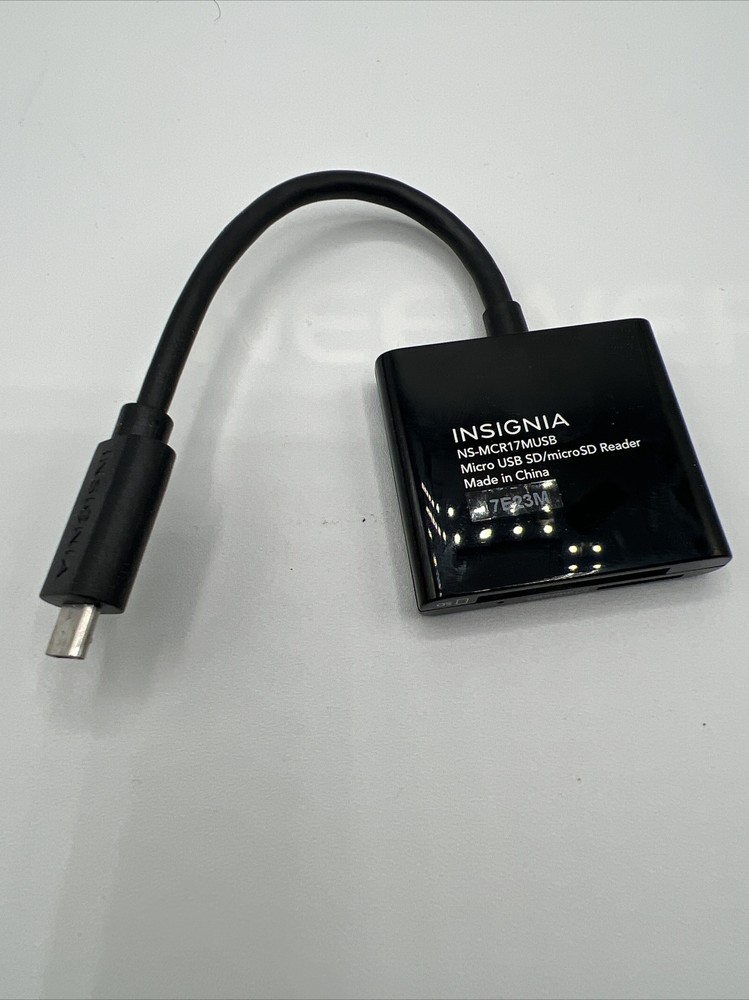 Memory Card Reader Micro USB SD & Micro SD Card Reader Insignia