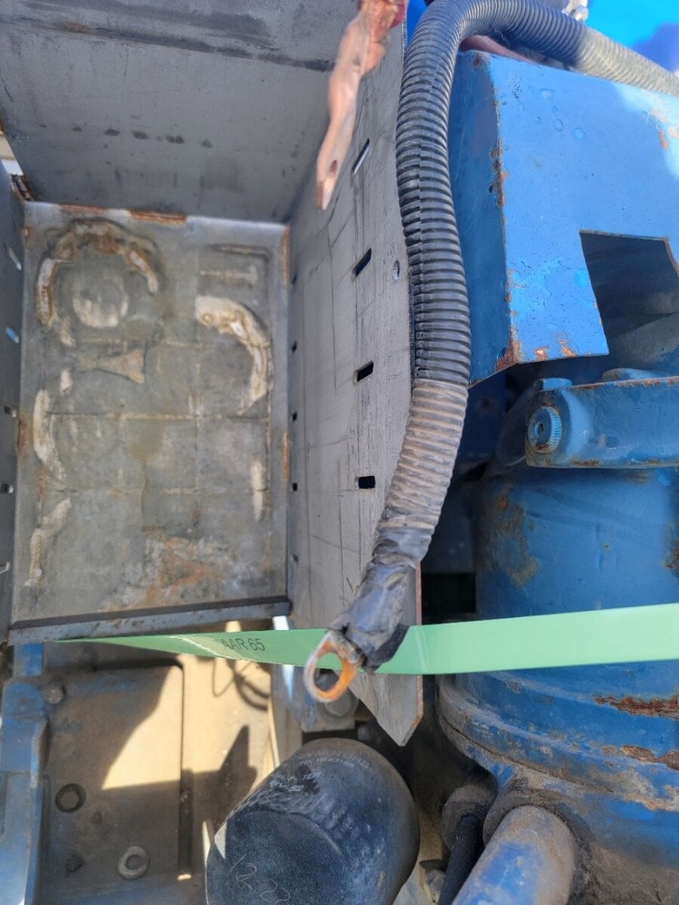 LARGE CONCRETE GRINDER