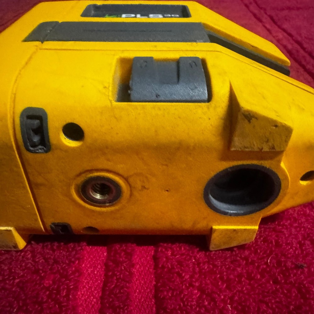 PLS Fluke 3G 3 Point LASER Dot Green Platform Dot Used