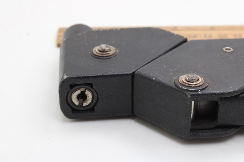 Blue Point Tools HP8202 Rivet Tool Red Grips