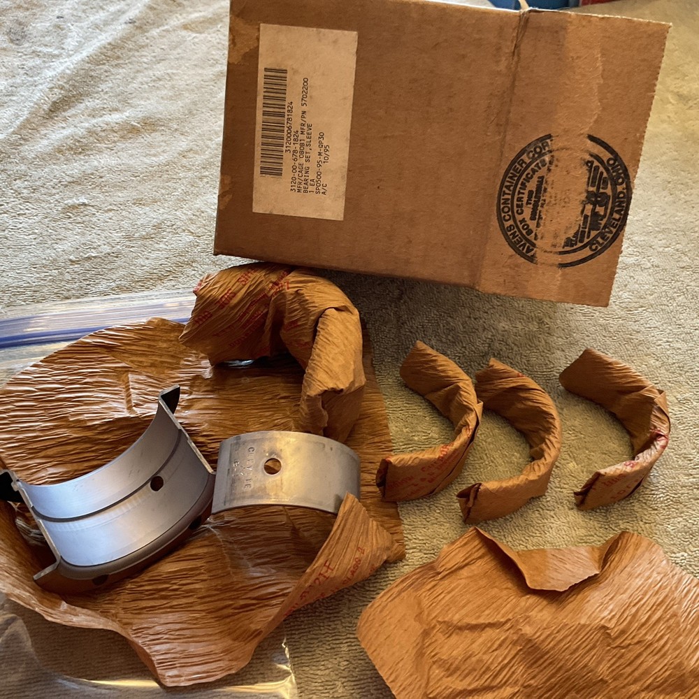 M151 M151A2 M151A1 MUTT NOS ENGINE MAIN BEARING SET STD. CLEVITE 77