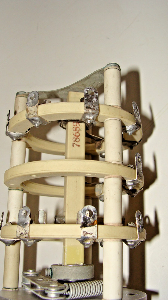 GE RF Ceramic Rotary Switch 3 Poles 5 Positions