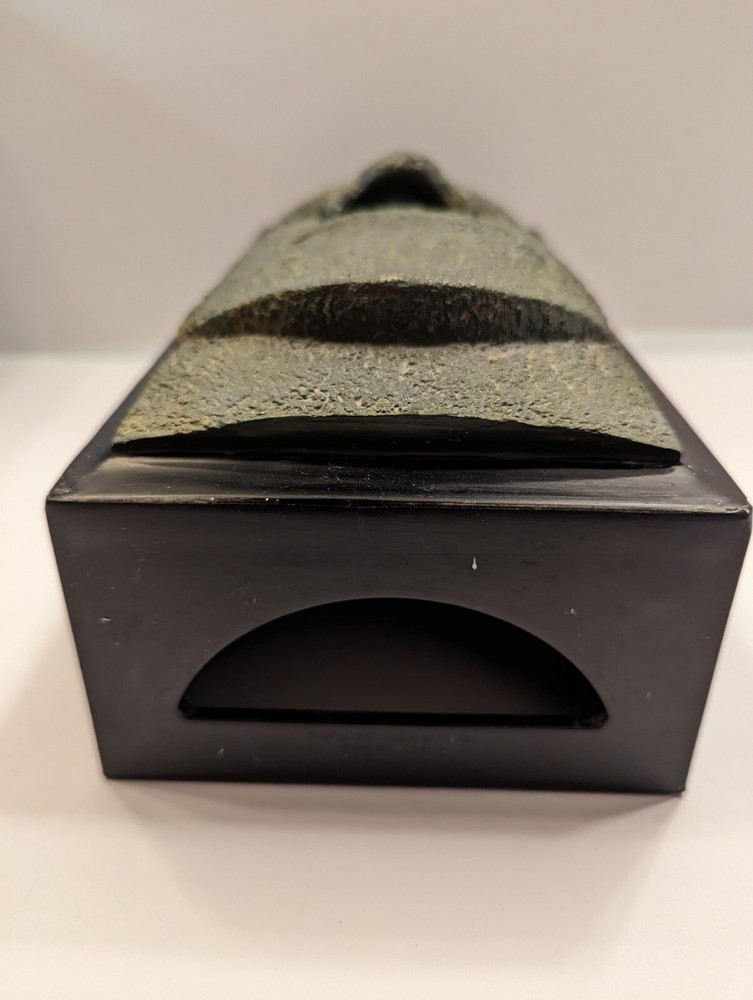 VTG Rotary Hero Moai Tissue Box Holder