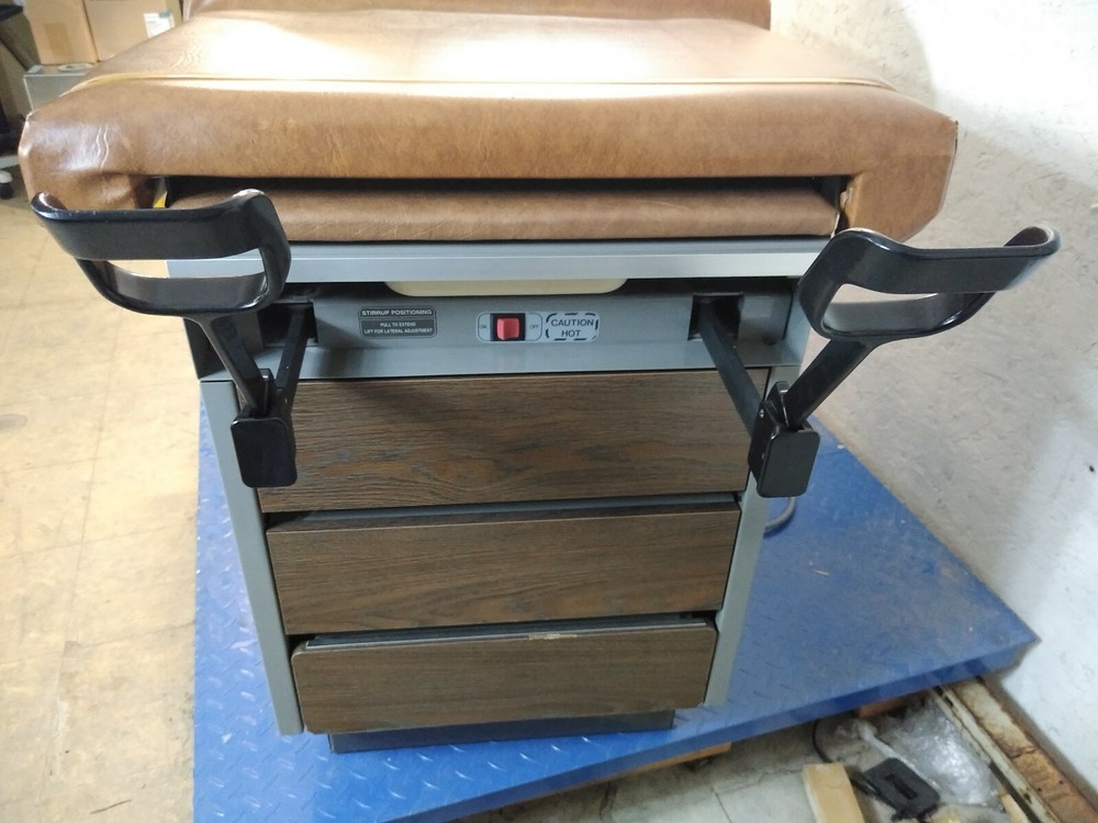 MIDMARK / RITTER 104 EXAMINATION TABLE 104 / 100-023