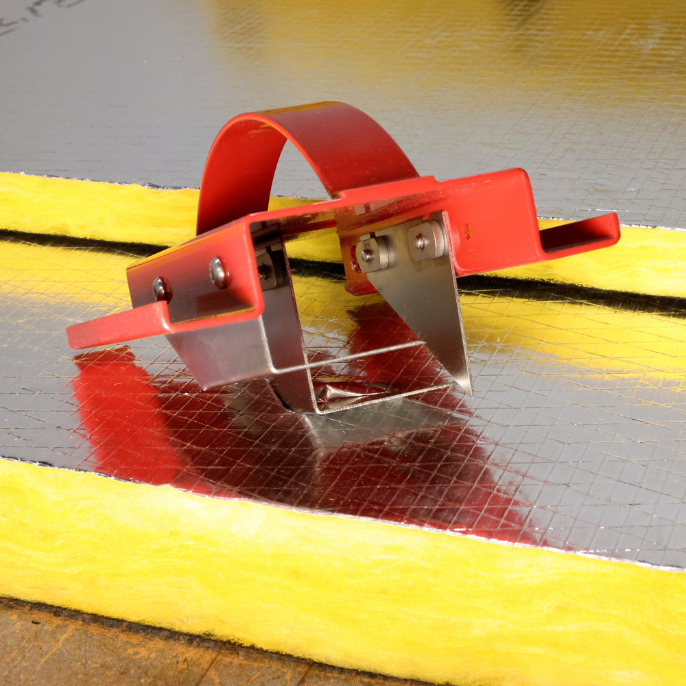 Malco Tools DT15C Malco 1.5″ Cut-Off Duct Board Cutting Tool- Red