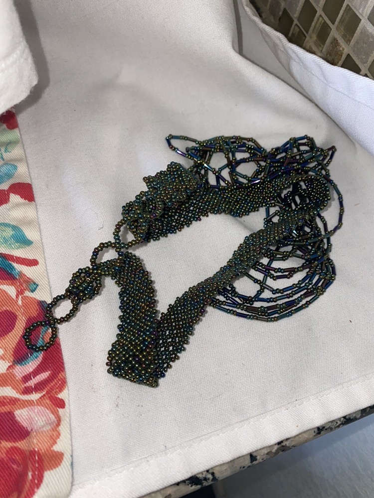 Seed Bead Peacock Colors Beautiful EUC Necklace