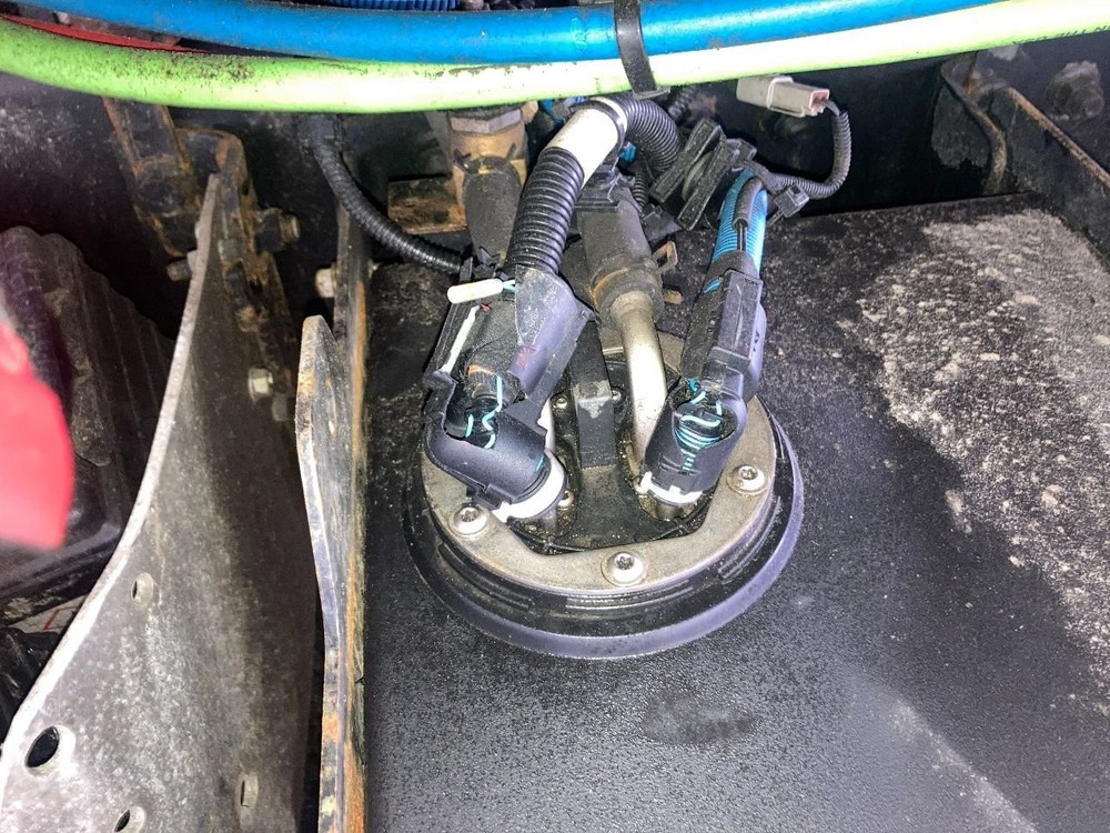 International LT Left/Driver DEF Sensor - Used