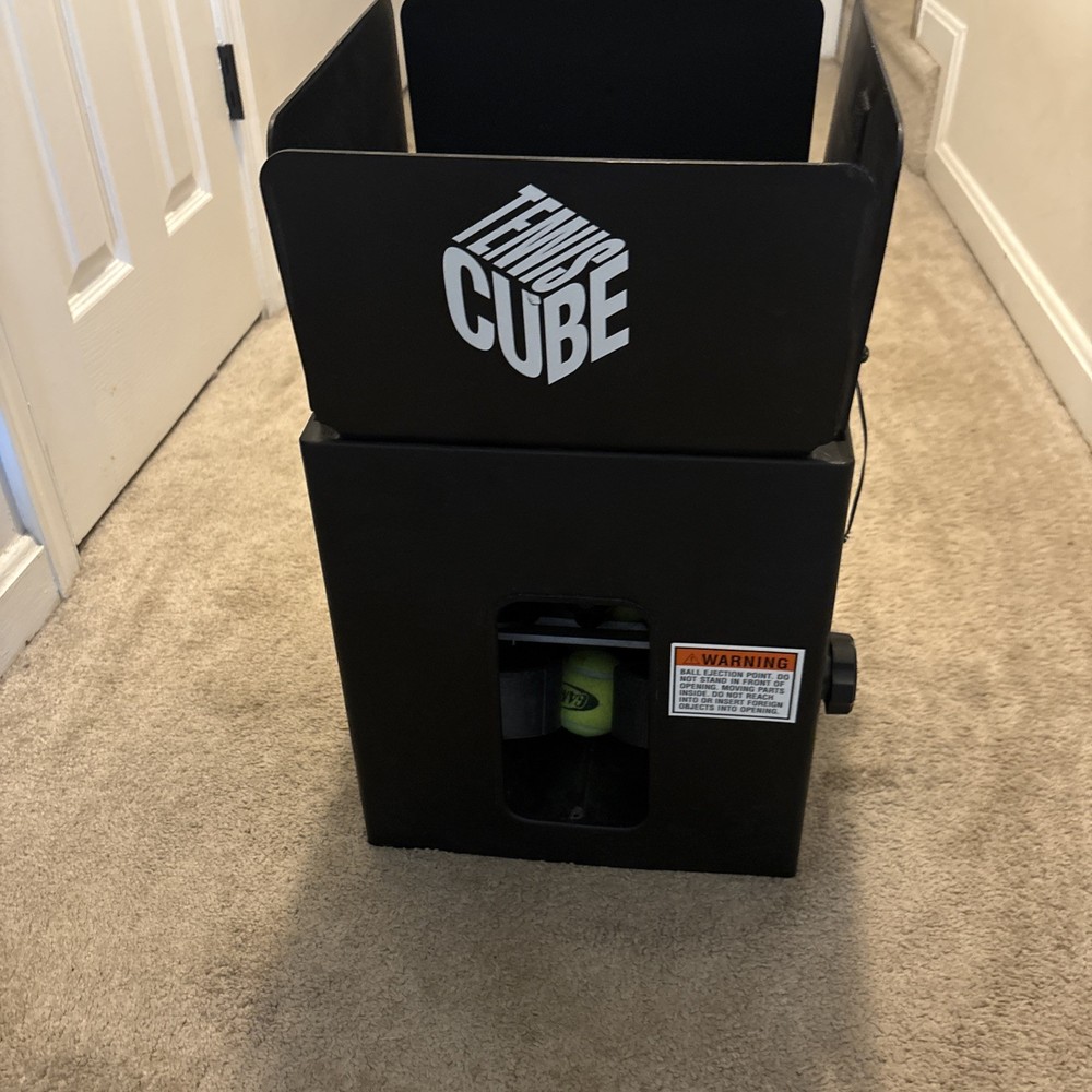 Tennis Cube Ball Machine