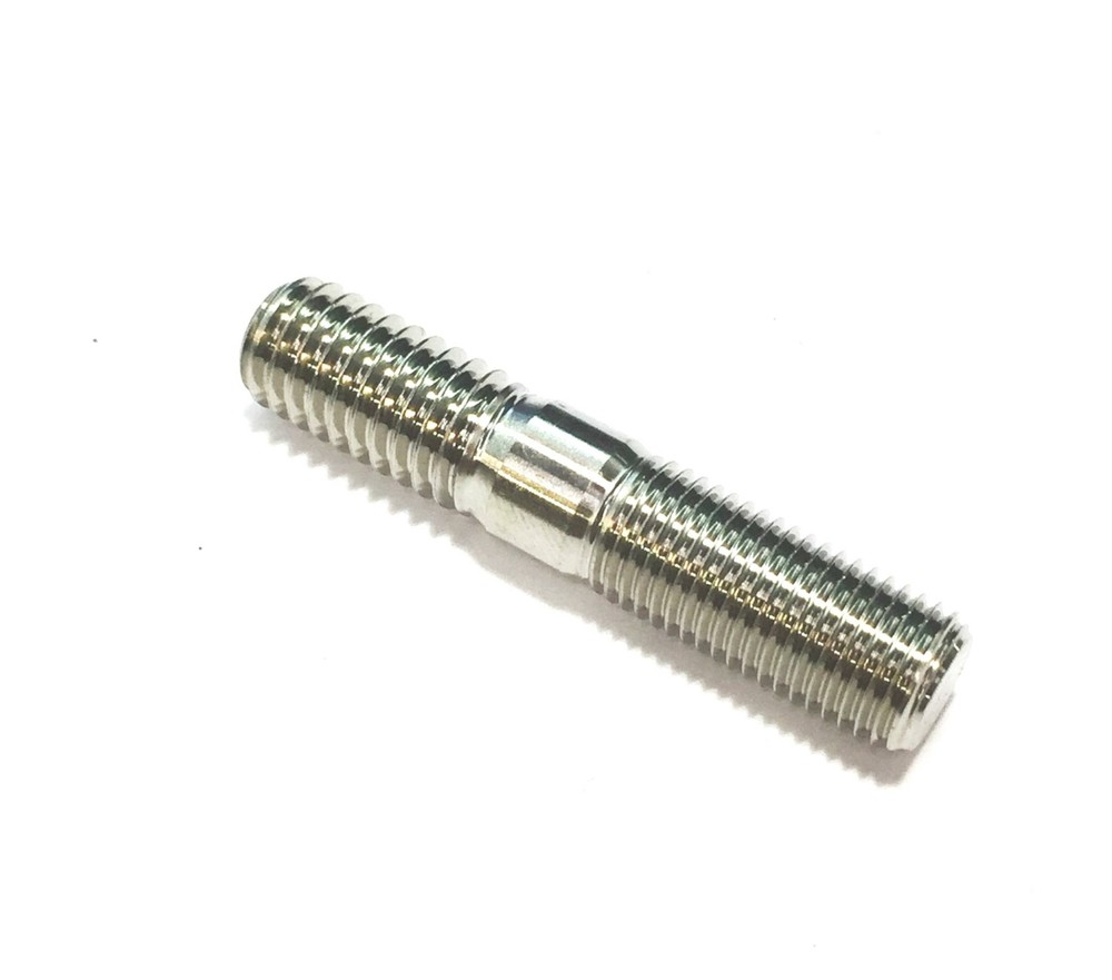 John Deere OEM Stud R503820 NOS