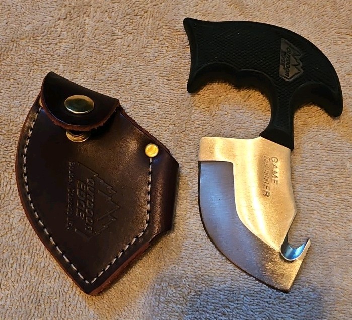 Outdoor Edge Game Skinner With Leather Sheath