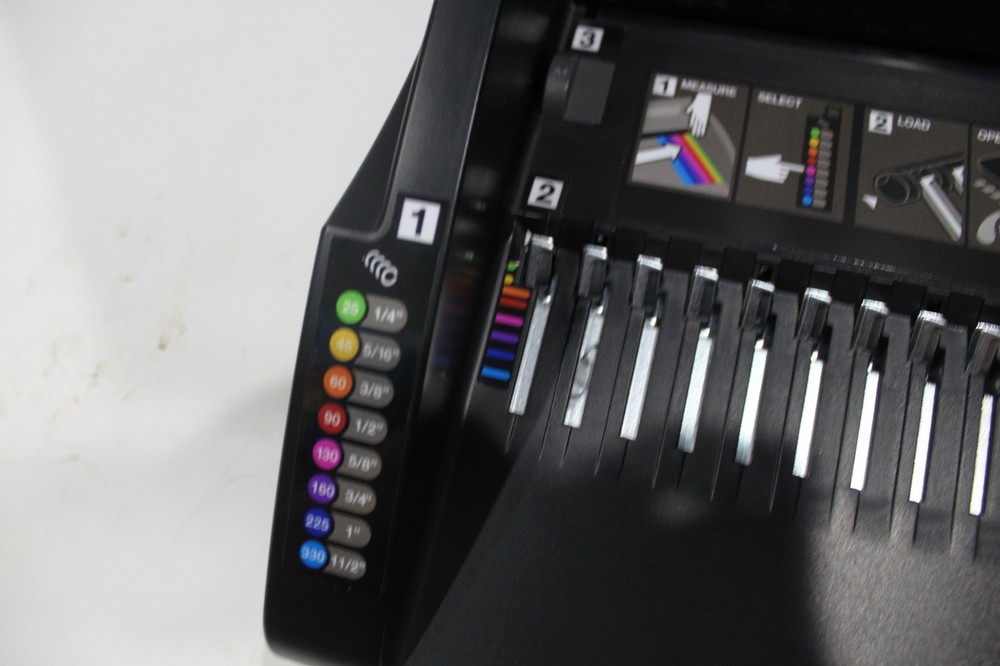 Swingline/GBC CombBind C20 Binding Machine