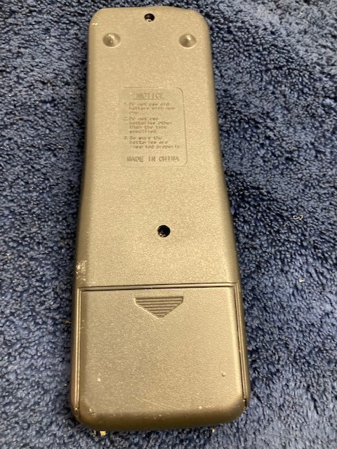 SUM-3 AA IECR6,1.5V Universal Remote Control