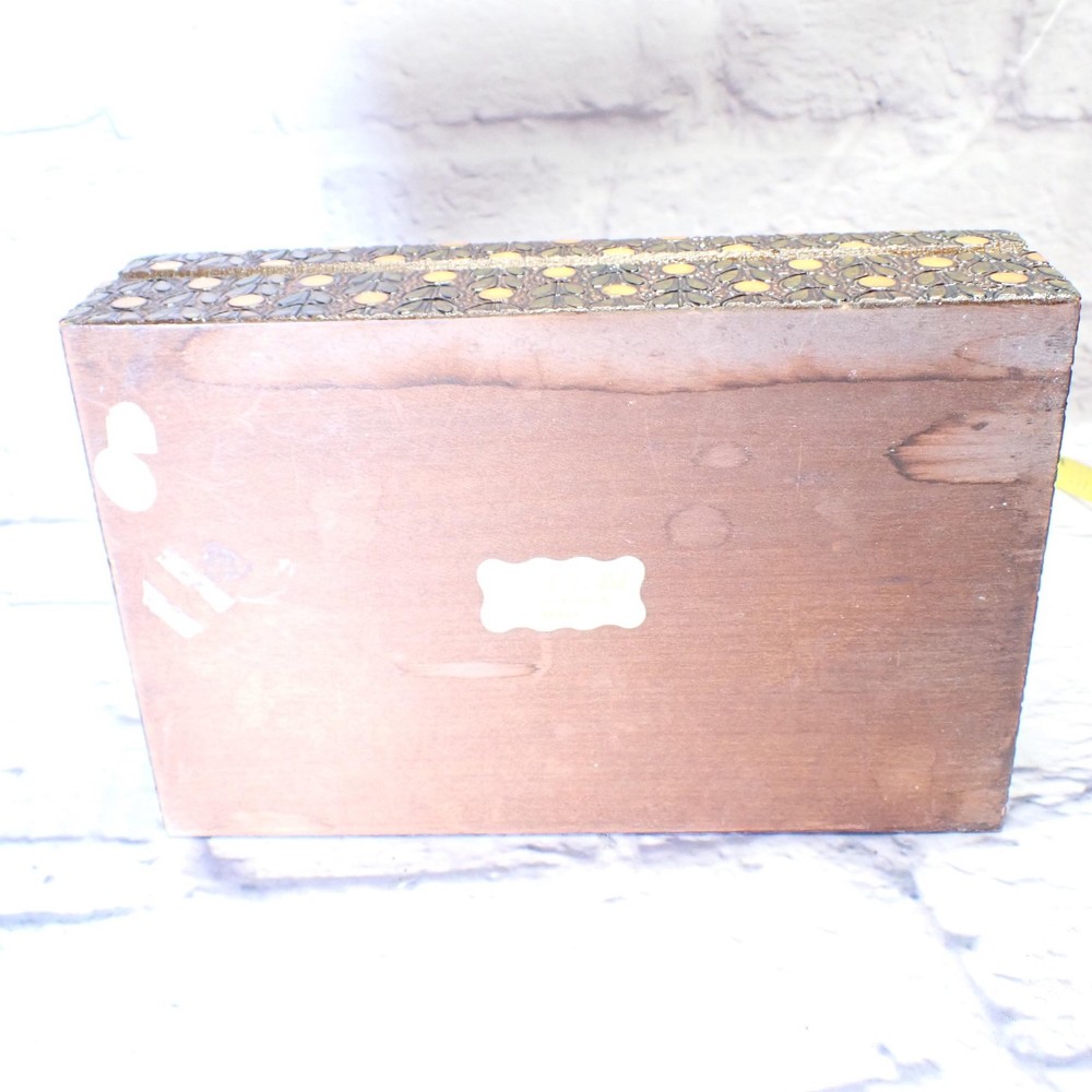Cpt Ahab's Ltd Wood Keepsake Box Brown Leaf Pattern Rectangular Made In Poland