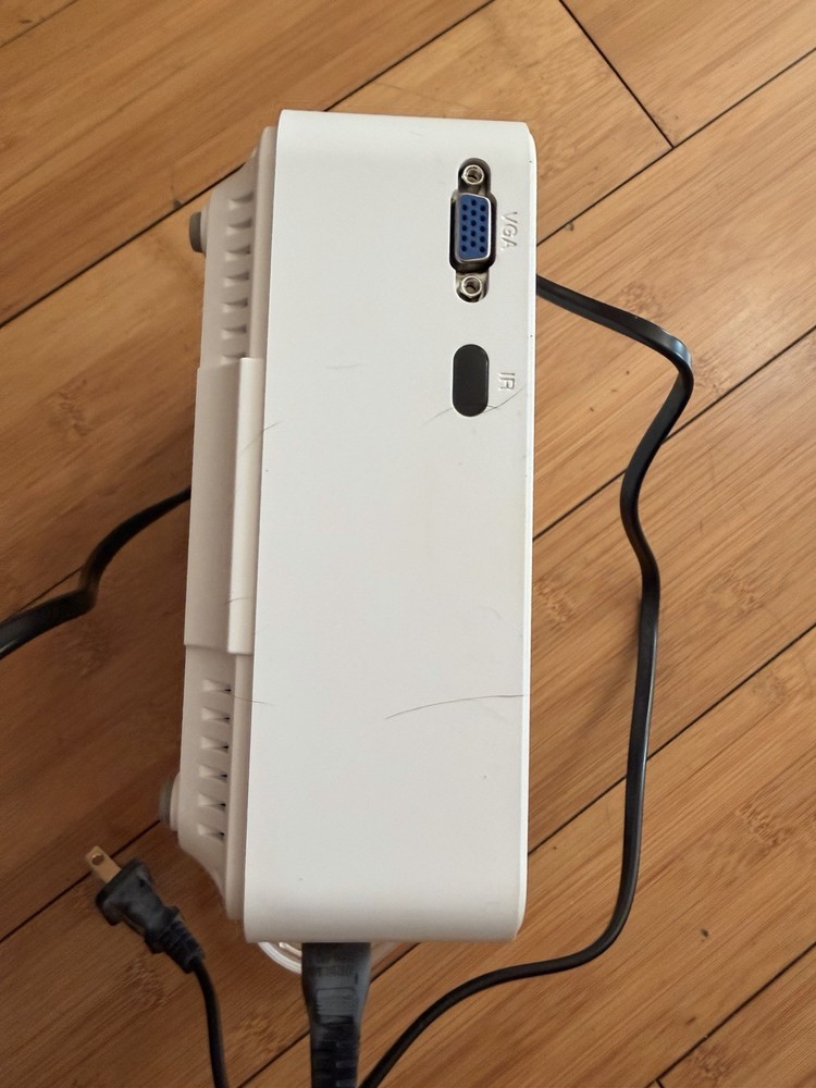 DBPOWER Mini Projector T20 w/ Remote, Case, HDMI – Tested Working