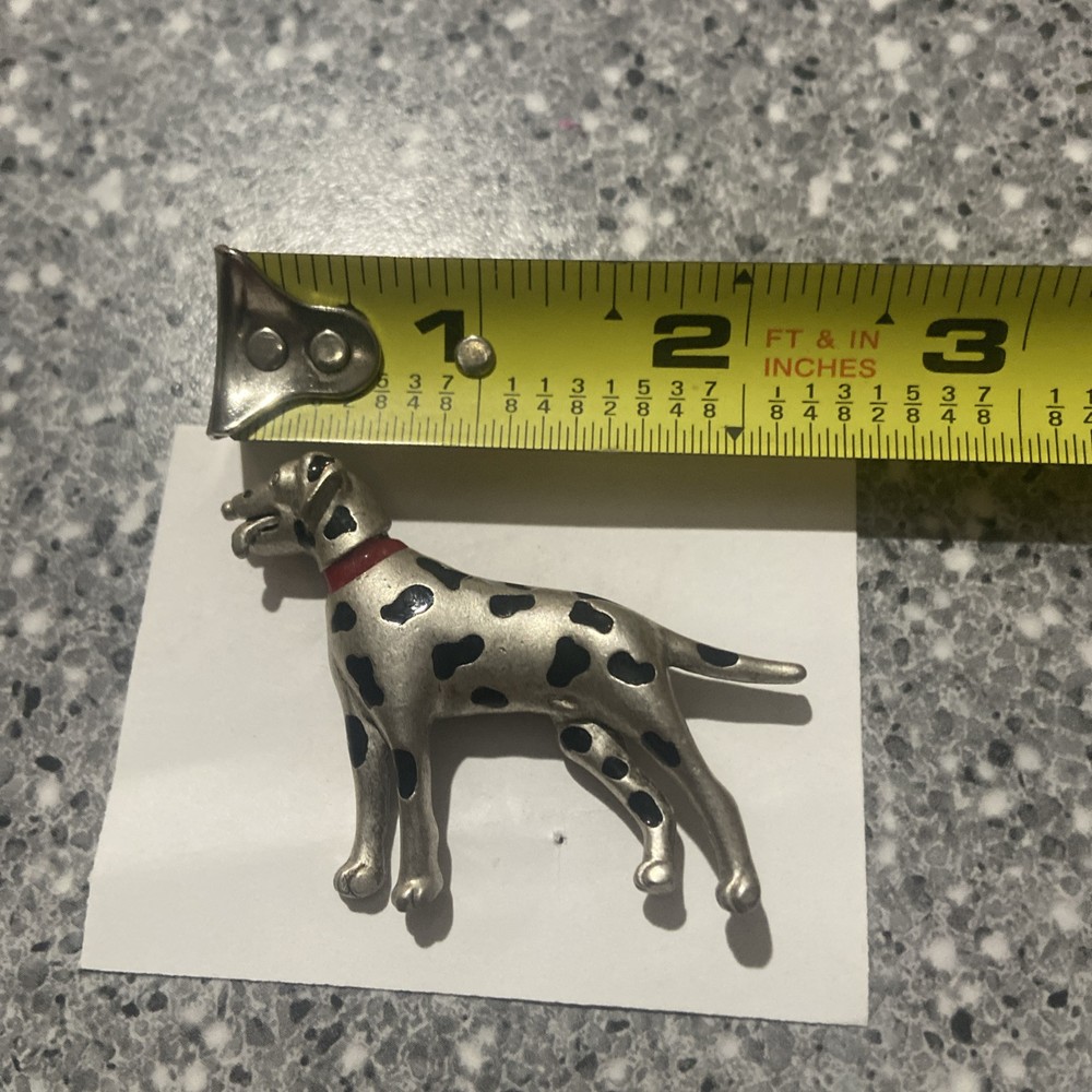 Silver toned Dalmatian lapel pin