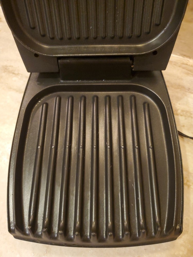 George Foreman GR-20 Lean Mean Fat Reducing Grilling Machine TESTED & WORKS