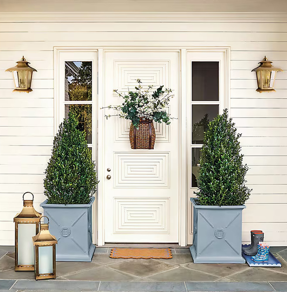 Ballard Designs Beauclaire Planter, Small - Black