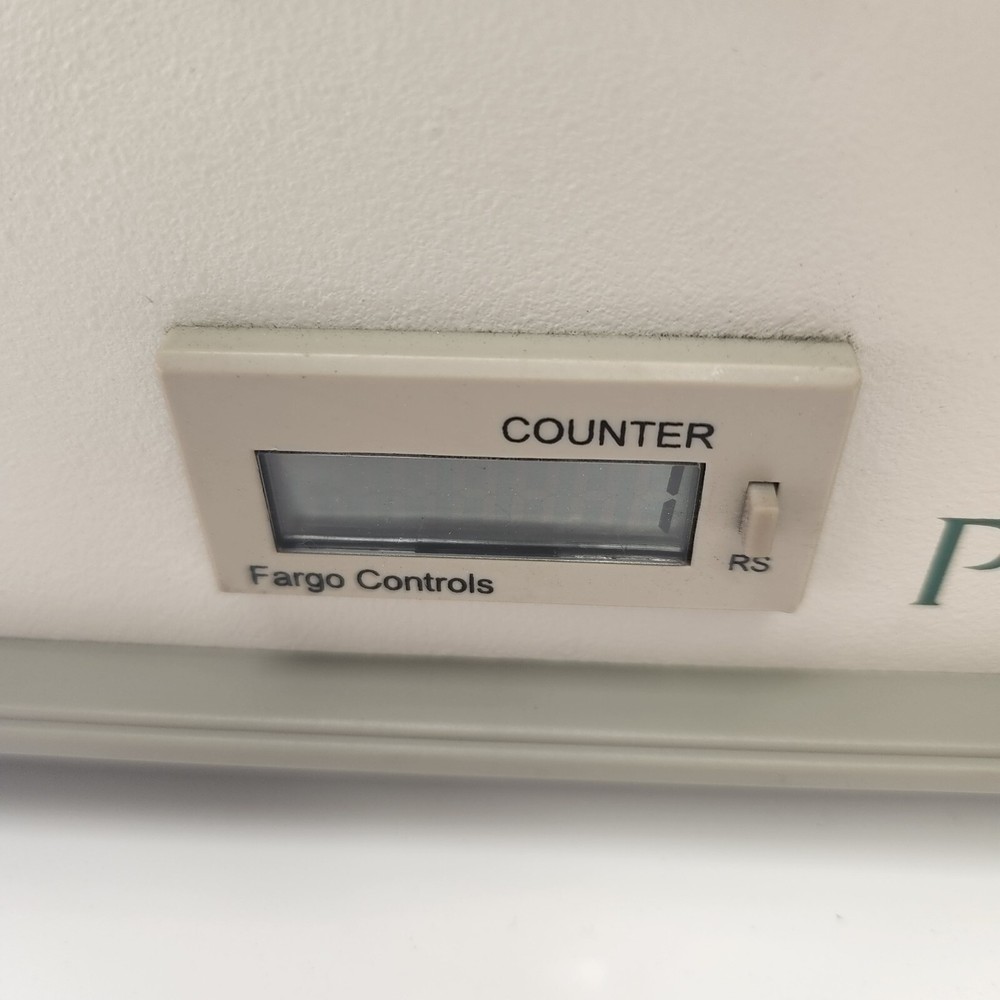 Prior J0470A Stabilized Power Supply HBO 100 | Powers On, Untested