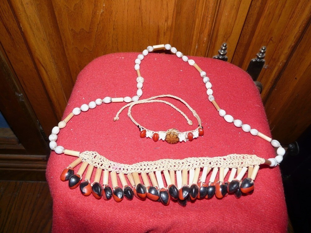 PERU AMAZON BORA INDIAN NECKLACE AND BRACELET