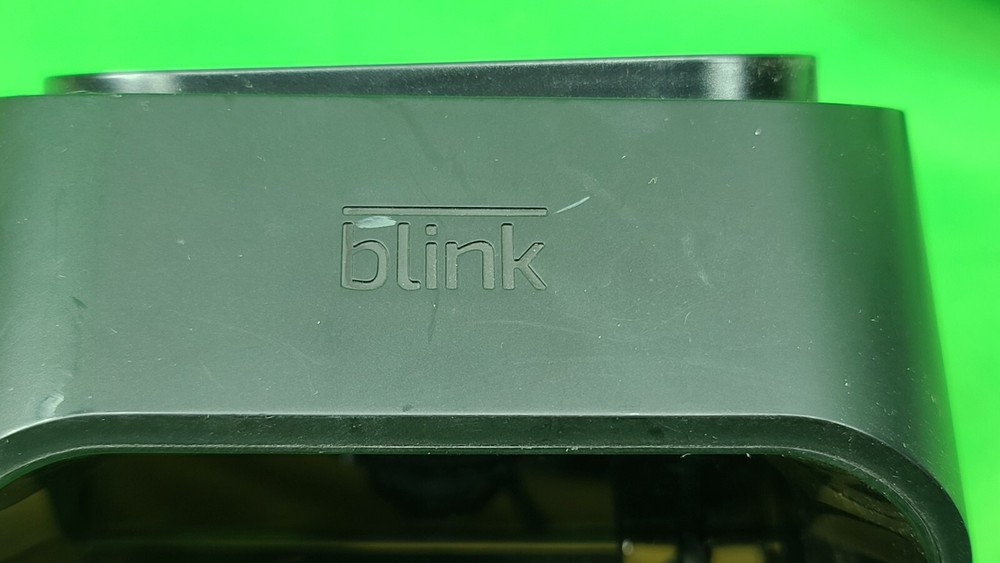 Blink Solar Panel Charging Mount Model BAC044500U Color Black