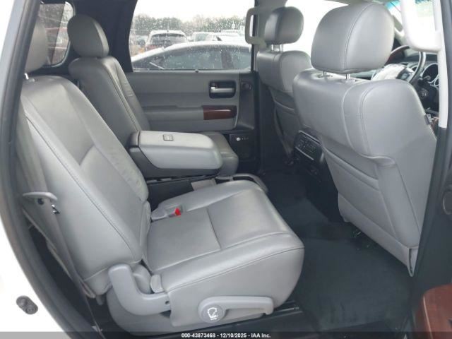 SEQUOIA 2013 Glove Box 4947649