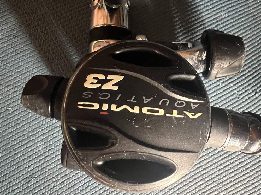 atomic aquatics regulator Z3 Used