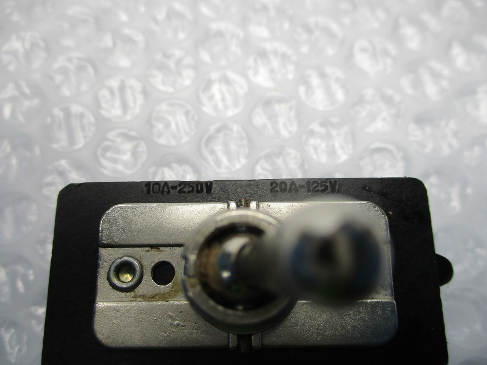 INUSTRIAL SPARE 0509 TOGGLE SWITCH NSNP