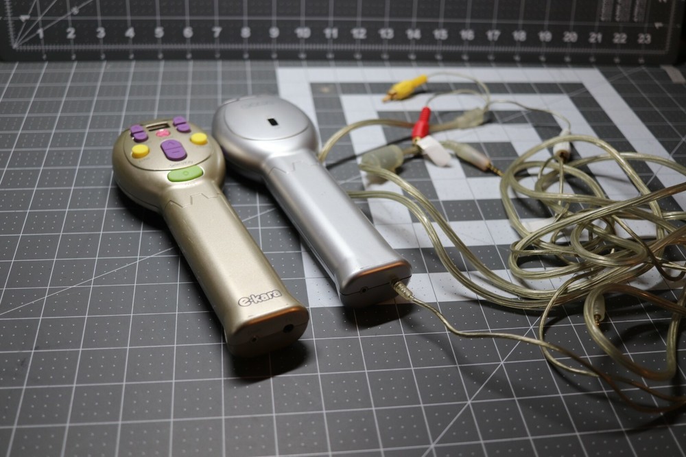 Lead Singer Ekara Karaoke