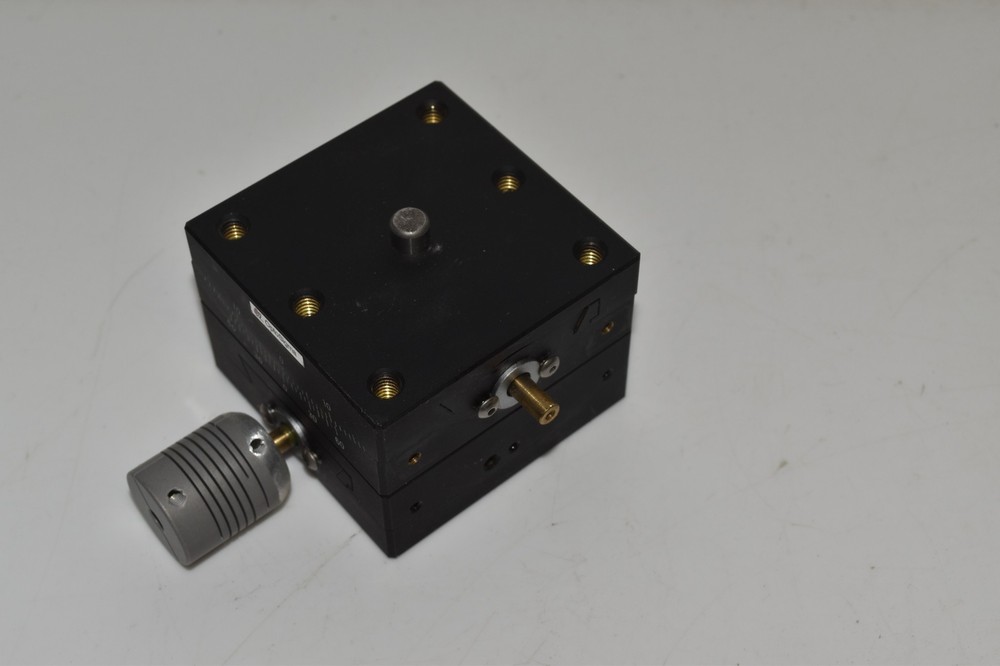 *JM* OPTOSIGMA OPTICAL STAGE (FMB57)