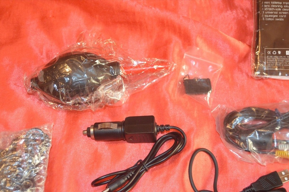 Digital Camera DSLR Starter Kit Flash USB Jack Cord Adapters Cable Nikon Pkg LOT