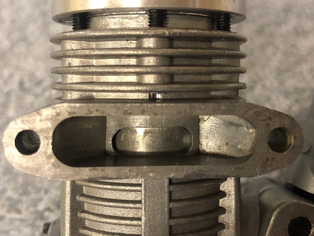 BRAT 28 RC ENGINE WITH MUFFLER
