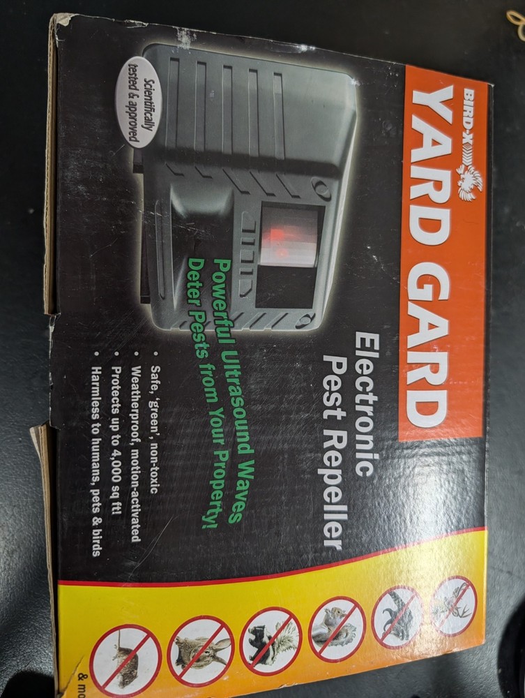 Bird-X Yard Gard Electronic Pest Repeller