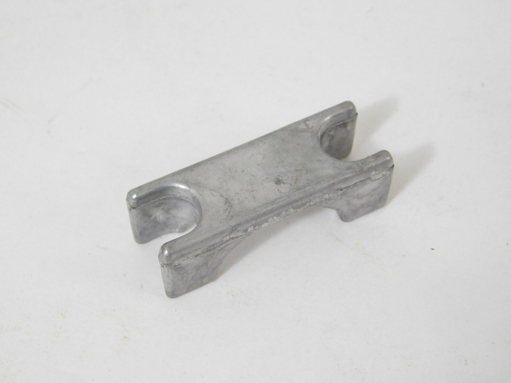1 NOS Skidoo Blizzard 7500 Handlebar Clamp / OEM Steering Support Bracket Handle