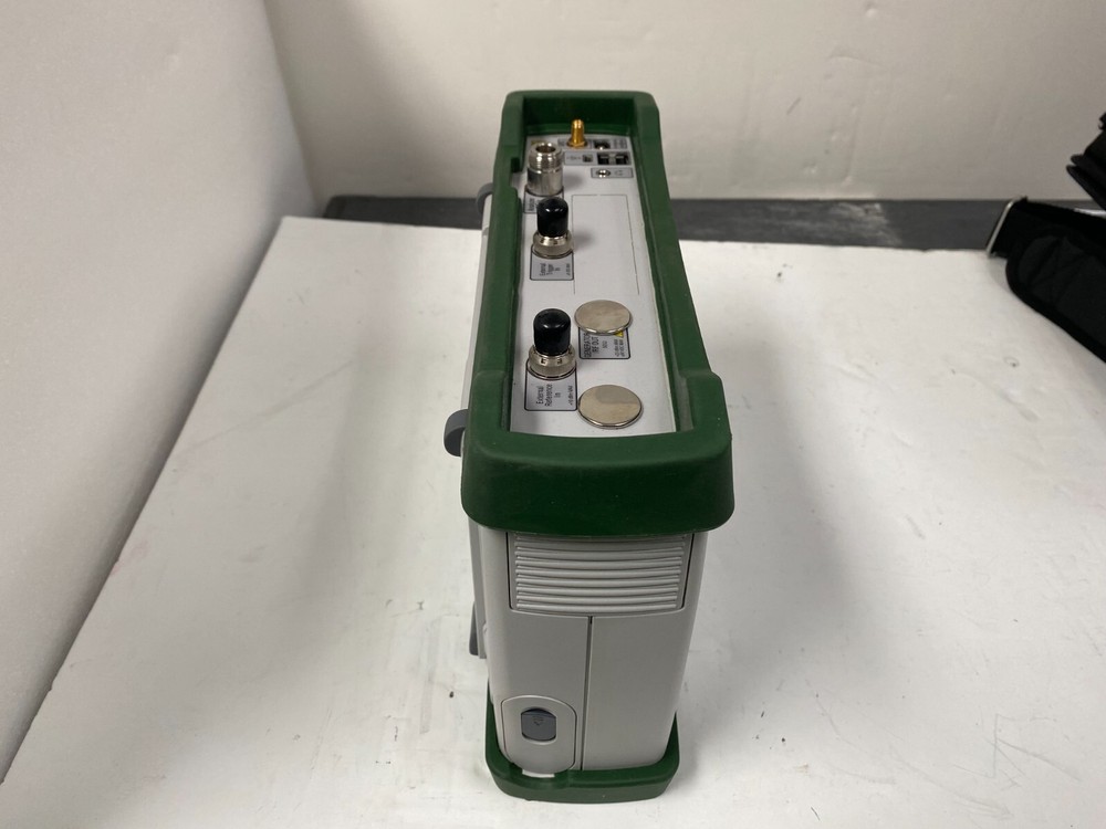 Anritsu MS2712E Spectrum Master Analyzer Options 25/27/31/431