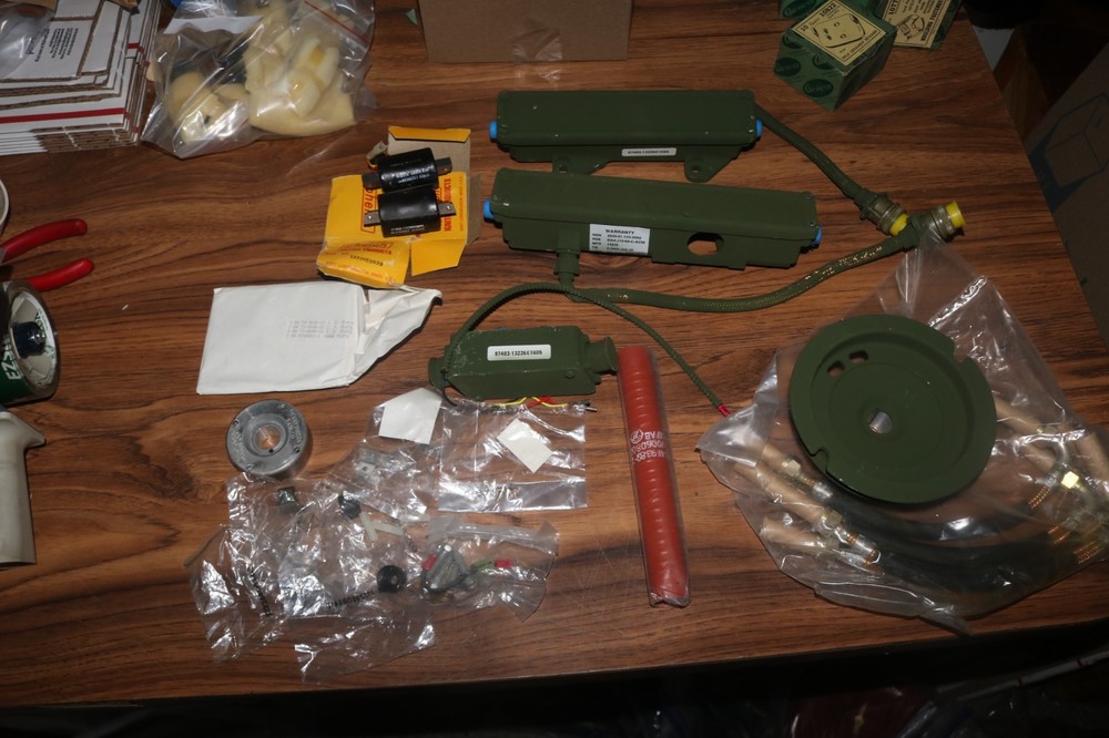 NOS USGI 3KW MEP generator 4A032 6 HP mil std engine breakerless ignition kit