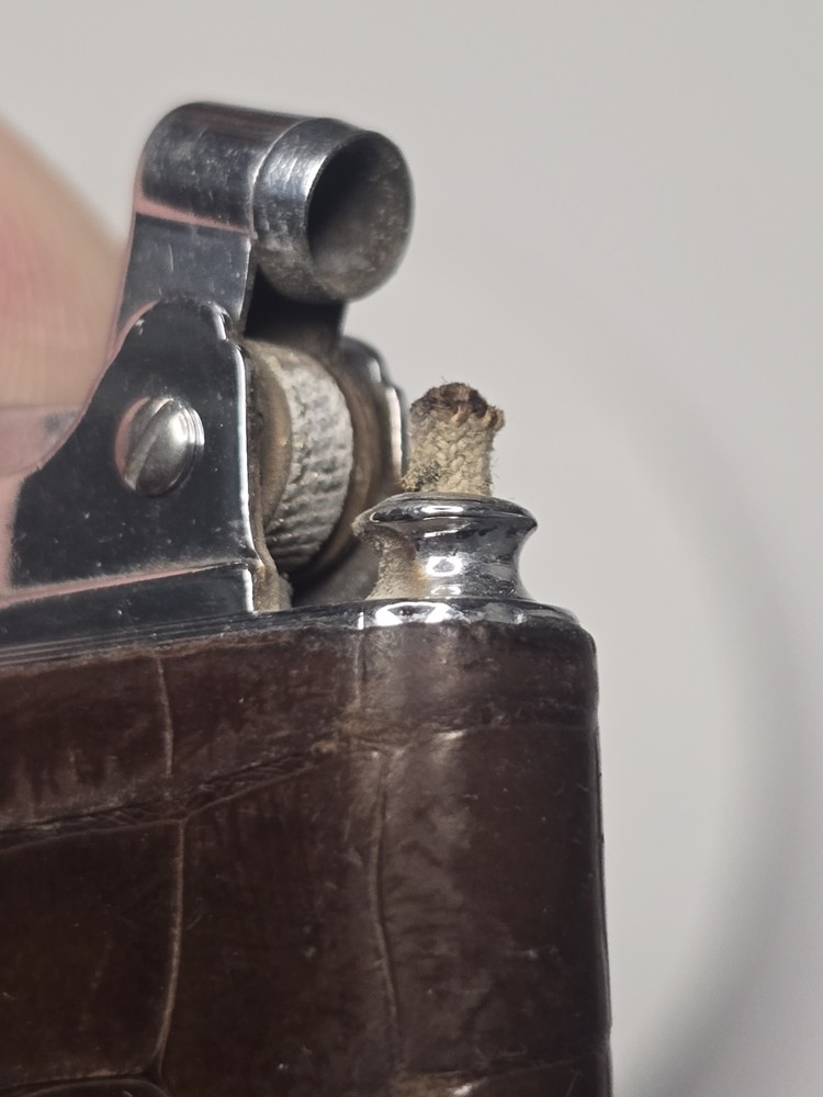 Vintage RONSON ADONIS Push Down Lighter