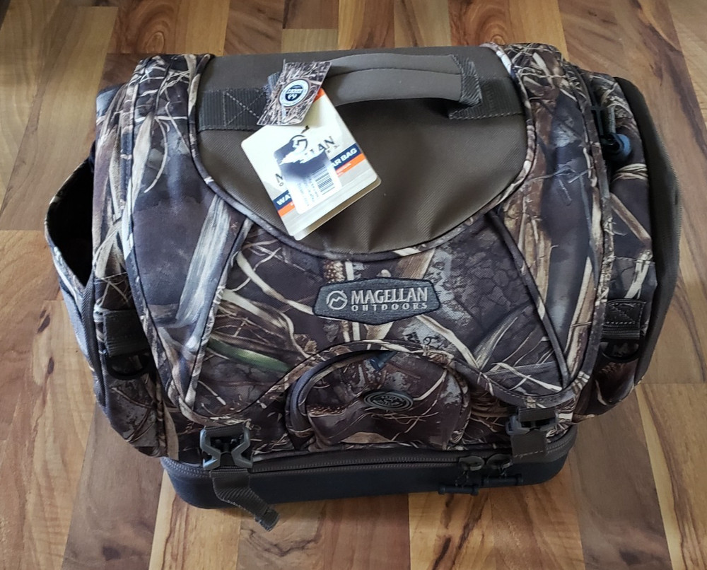 MAGELLAN OUTDOORS HUNTING BAG NWT