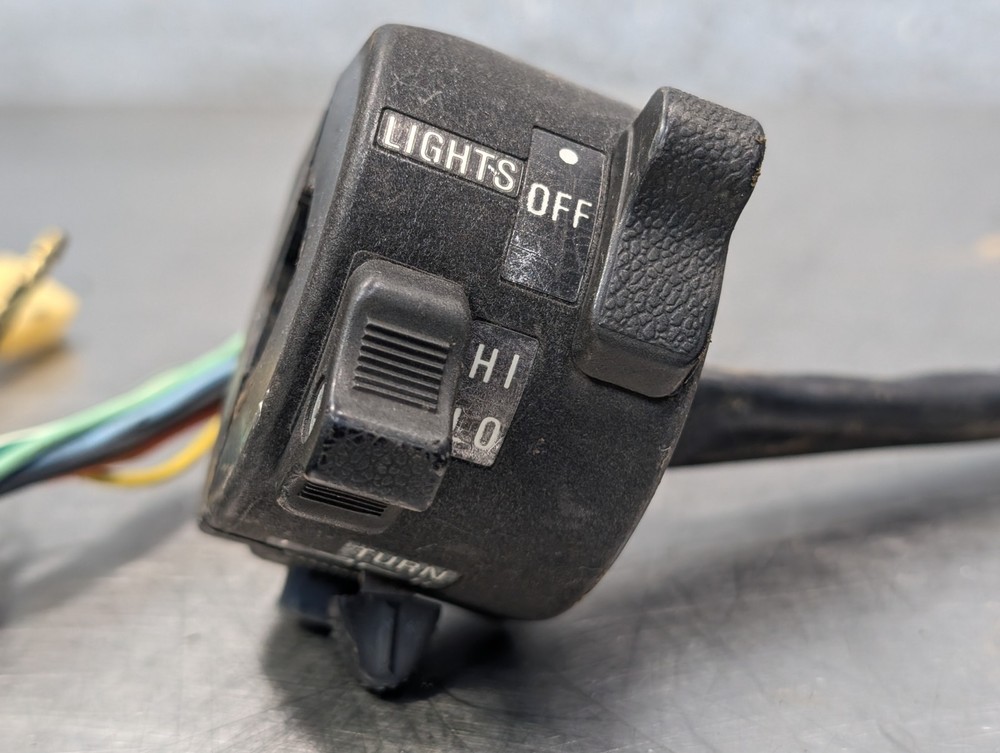 Suzuki GS650E GS650G 1981-1982 Left Side Blinker Switchbox Controller