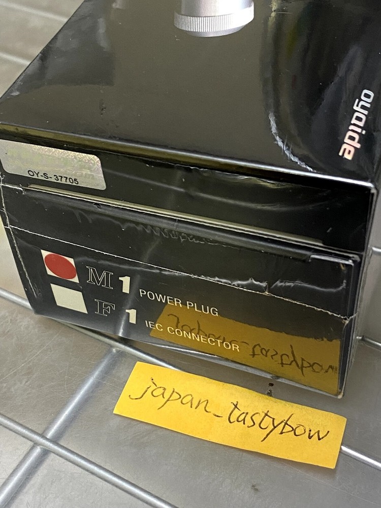 Official Oyaide power plug M1 Electrical Plug